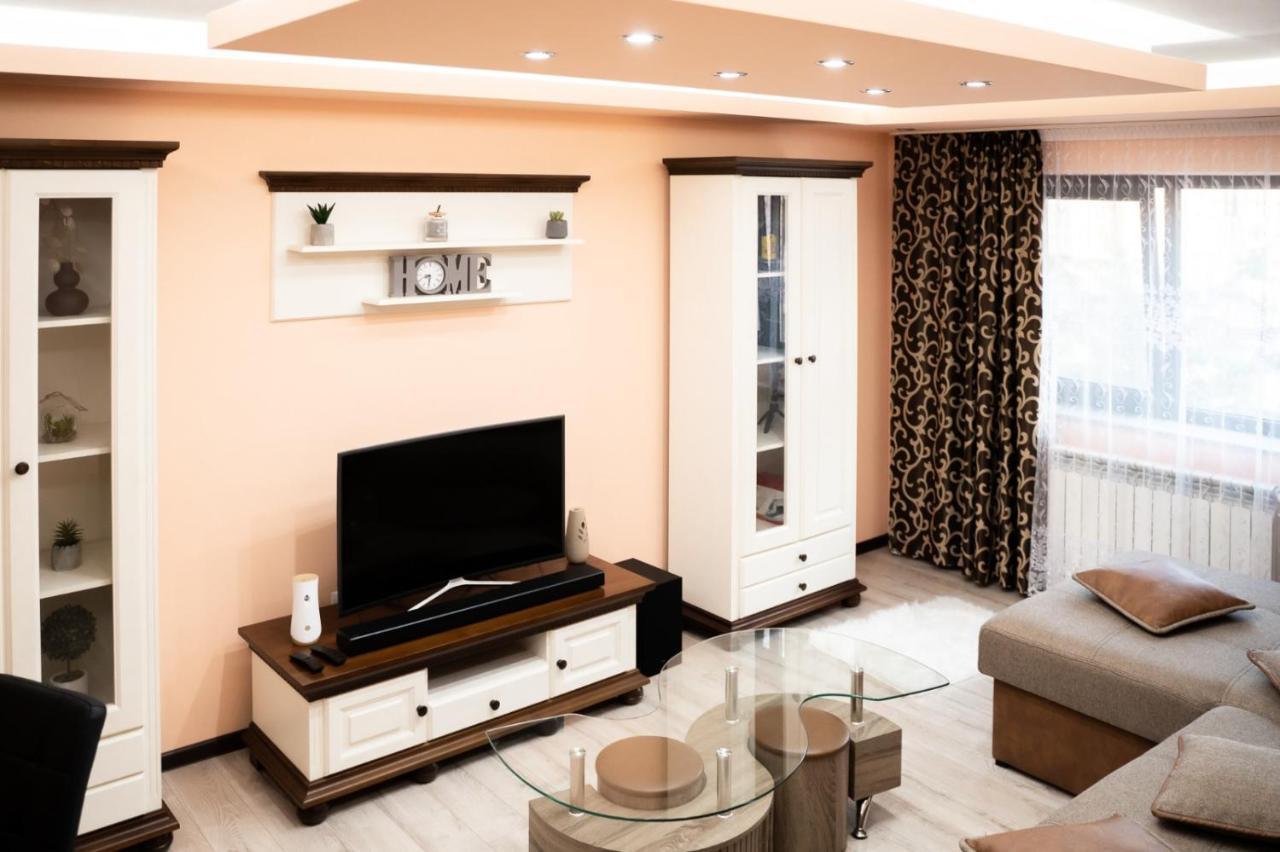 Апартаменты Apartament Luxury Гура-Гуморулуй Экстерьер фото
