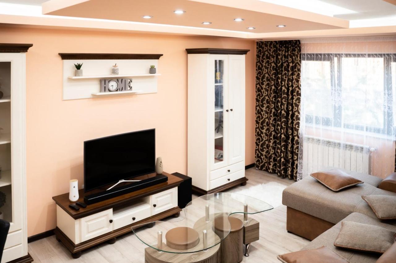 Апартаменты Apartament Luxury Гура-Гуморулуй Экстерьер фото