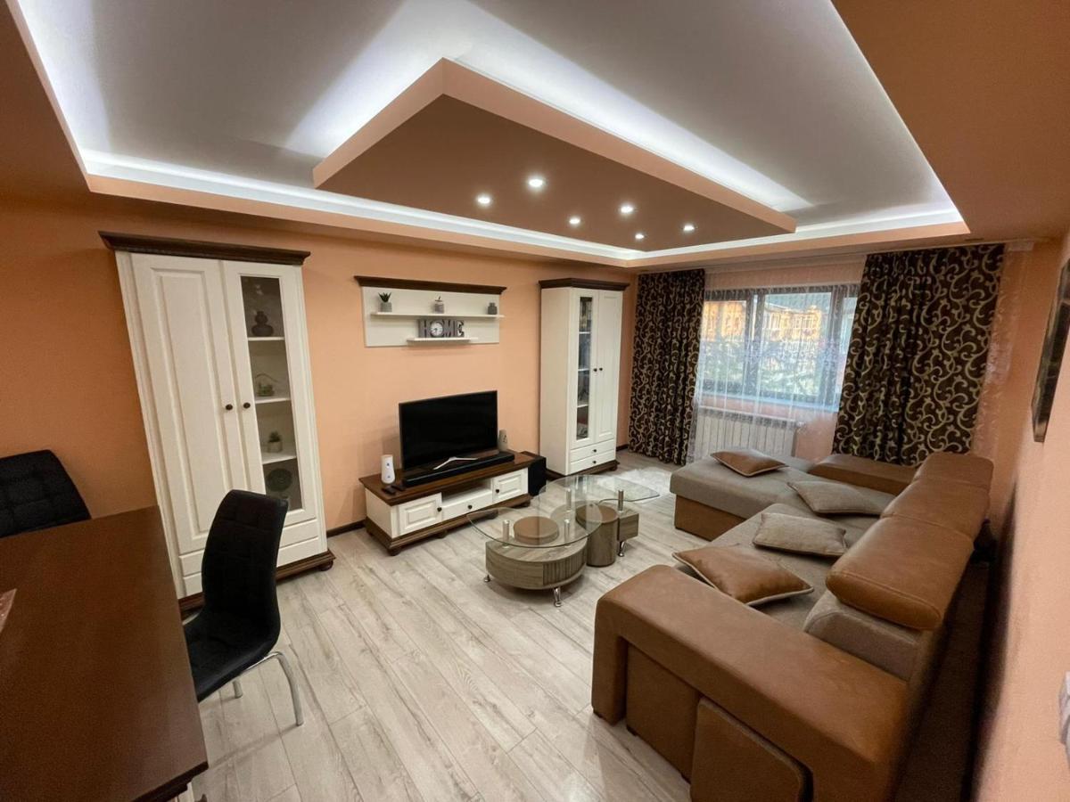 Апартаменты Apartament Luxury Гура-Гуморулуй Экстерьер фото