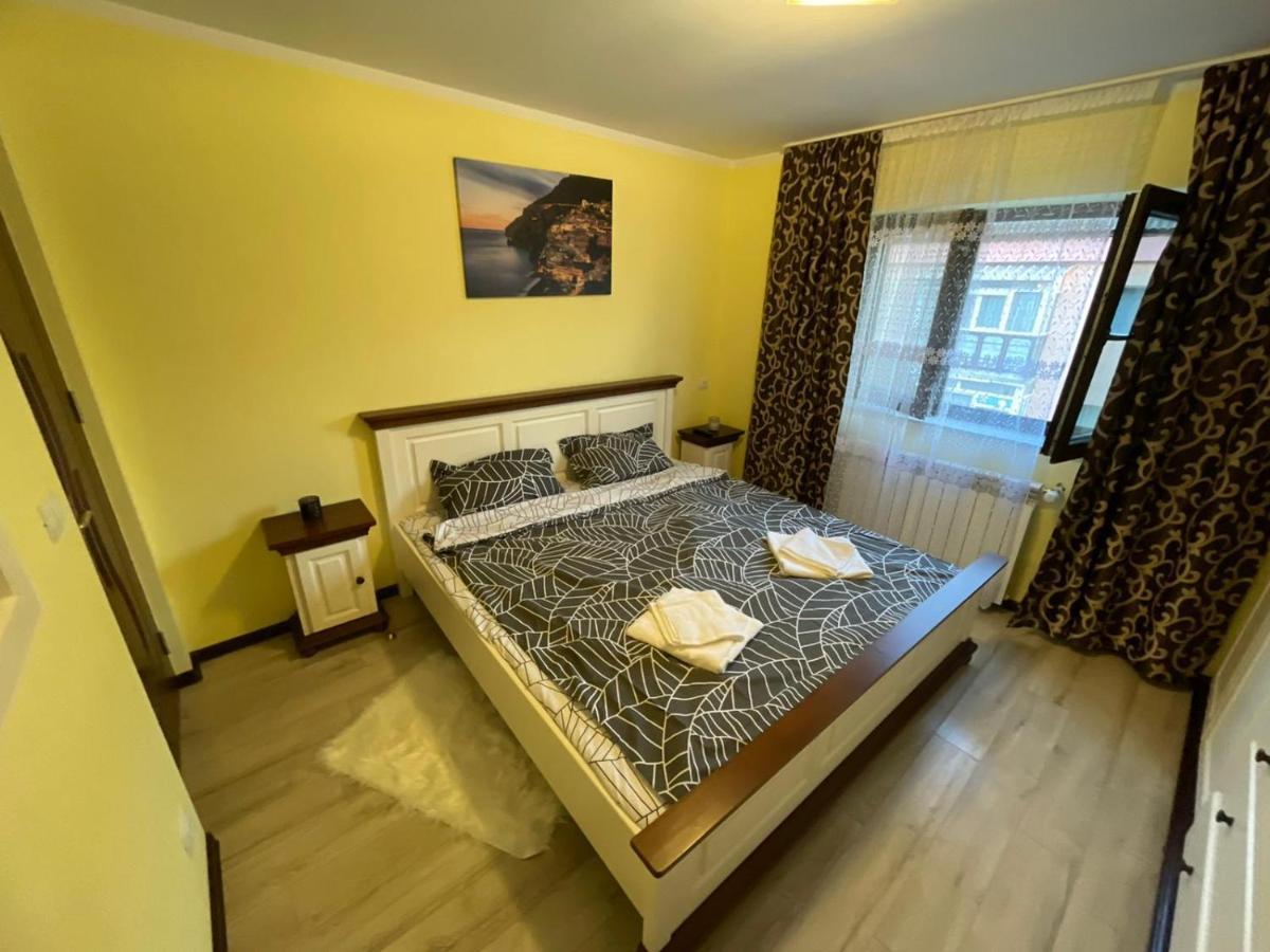 Апартаменты Apartament Luxury Гура-Гуморулуй Экстерьер фото